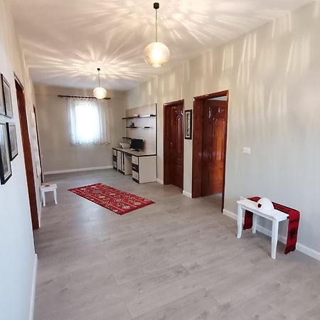 Leatis Apartment دراس المظهر الخارجي الصورة